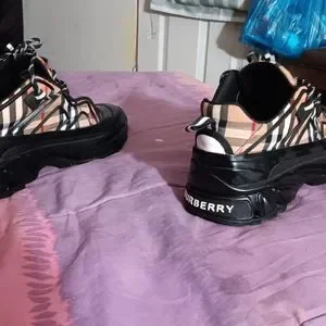 Burberry Shoes Burberry Beige Black Check Arthur Sneakers